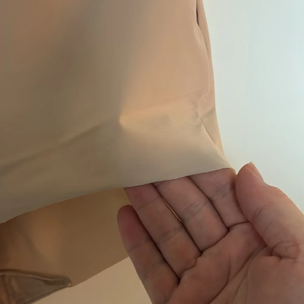 EUC shapewear by Maidenform Size XL smoothing bodysuit with adjustable straps - Picture 2 of 8